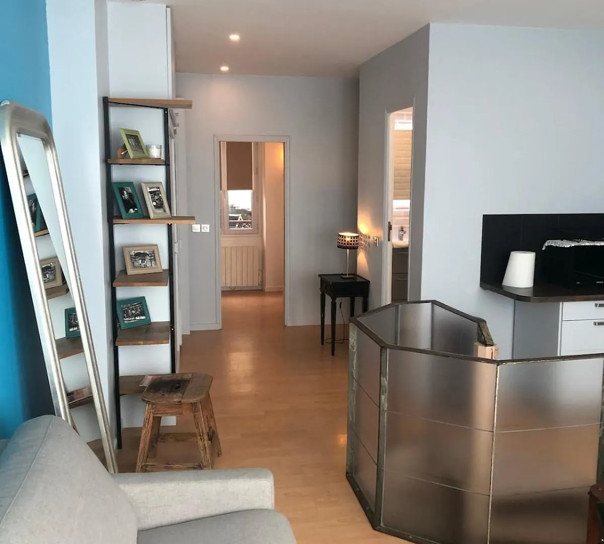 Loft 2 Bedroom Loft Effeil Tower Ac By Lcc Agency شقة